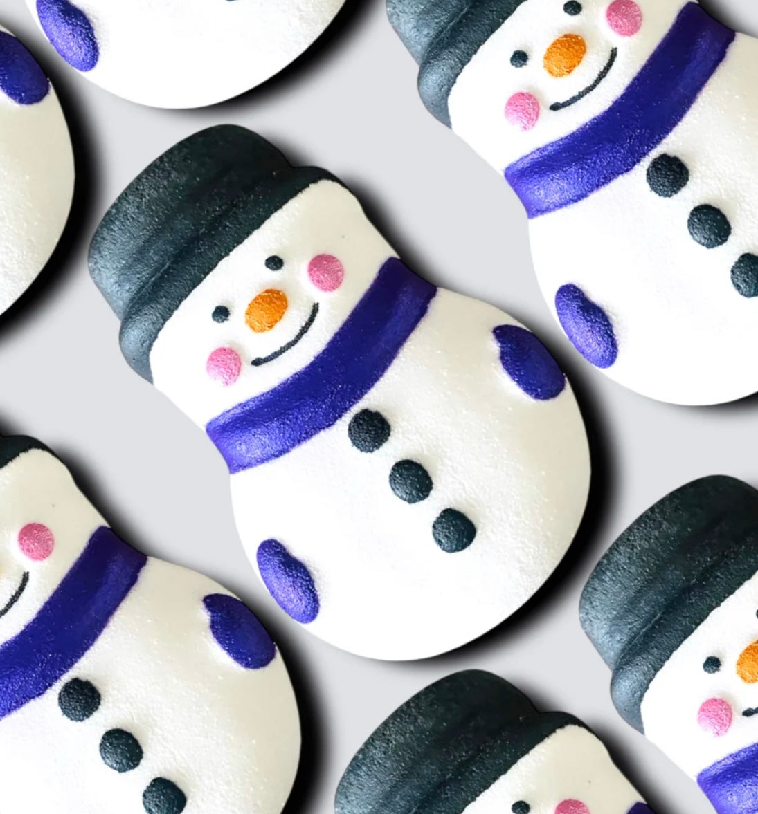Large snowman bath bomb