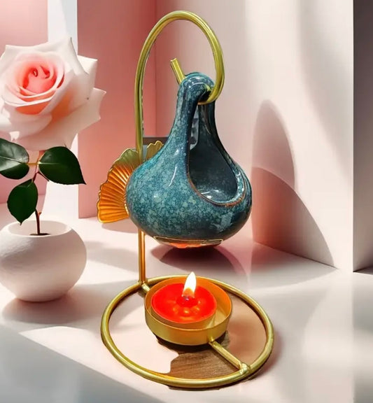 Hanging wax melt burner