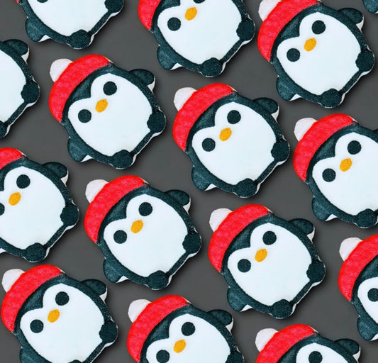 Mini penguin bath bomb