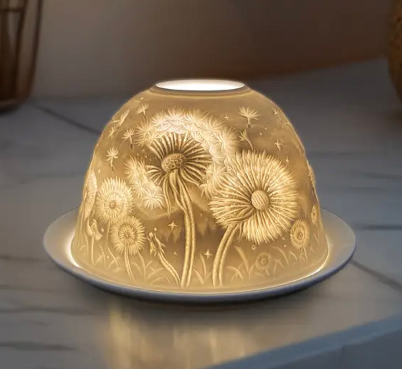 Flower tea light dome