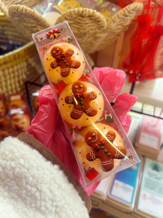 Gingerbread bath bomb gift set